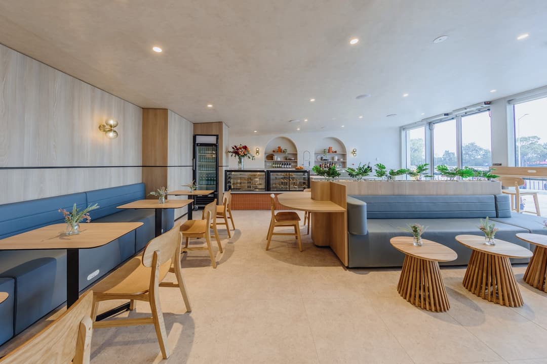 Plaza Premium Lounge (Arrivals) view 5