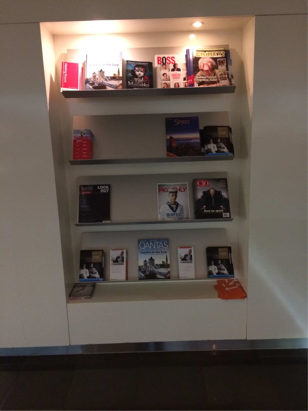 Qantas Airways The Qantas Club view 8