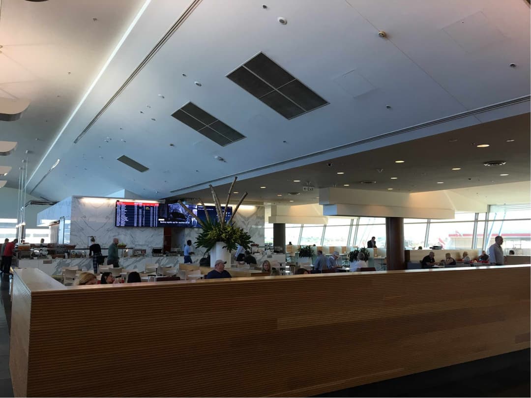 Qantas Airways The Qantas Club view 13