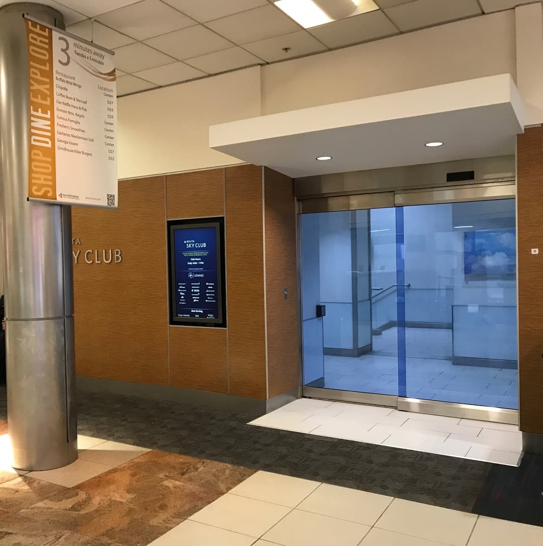 Delta Air Lines Delta Sky Club (Gate D12) view 5