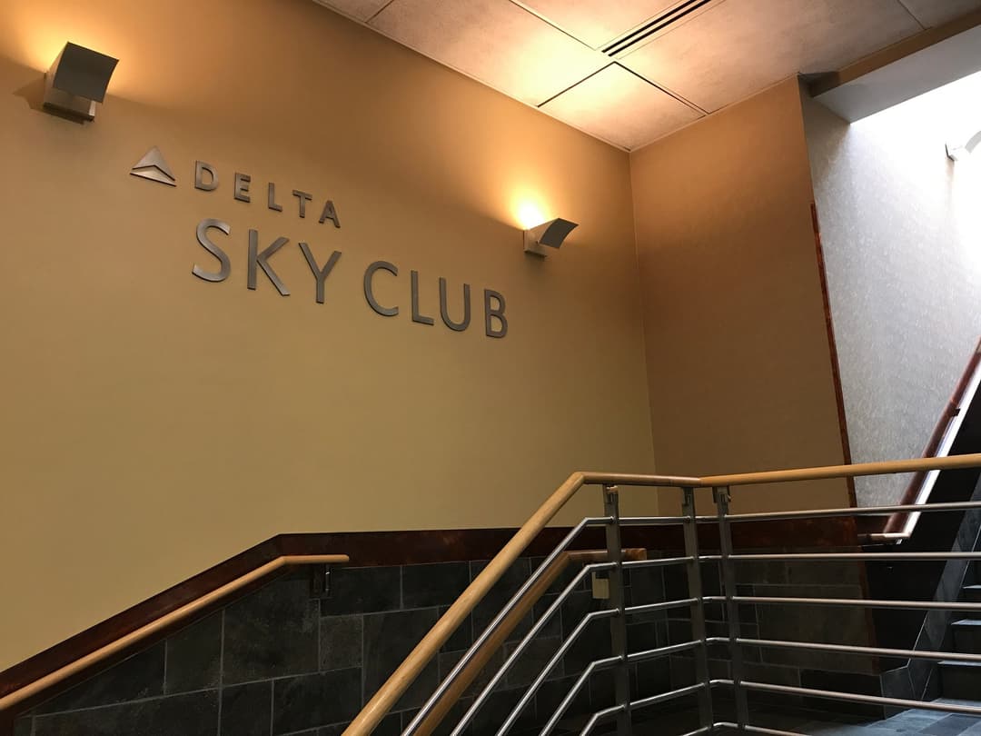 Delta Air Lines Delta Sky Club (Gate A17) view 21