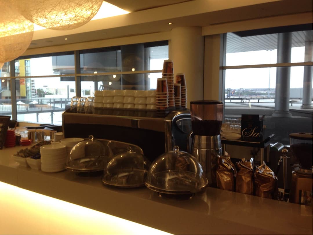 Qantas Airways International Business Lounge view 10