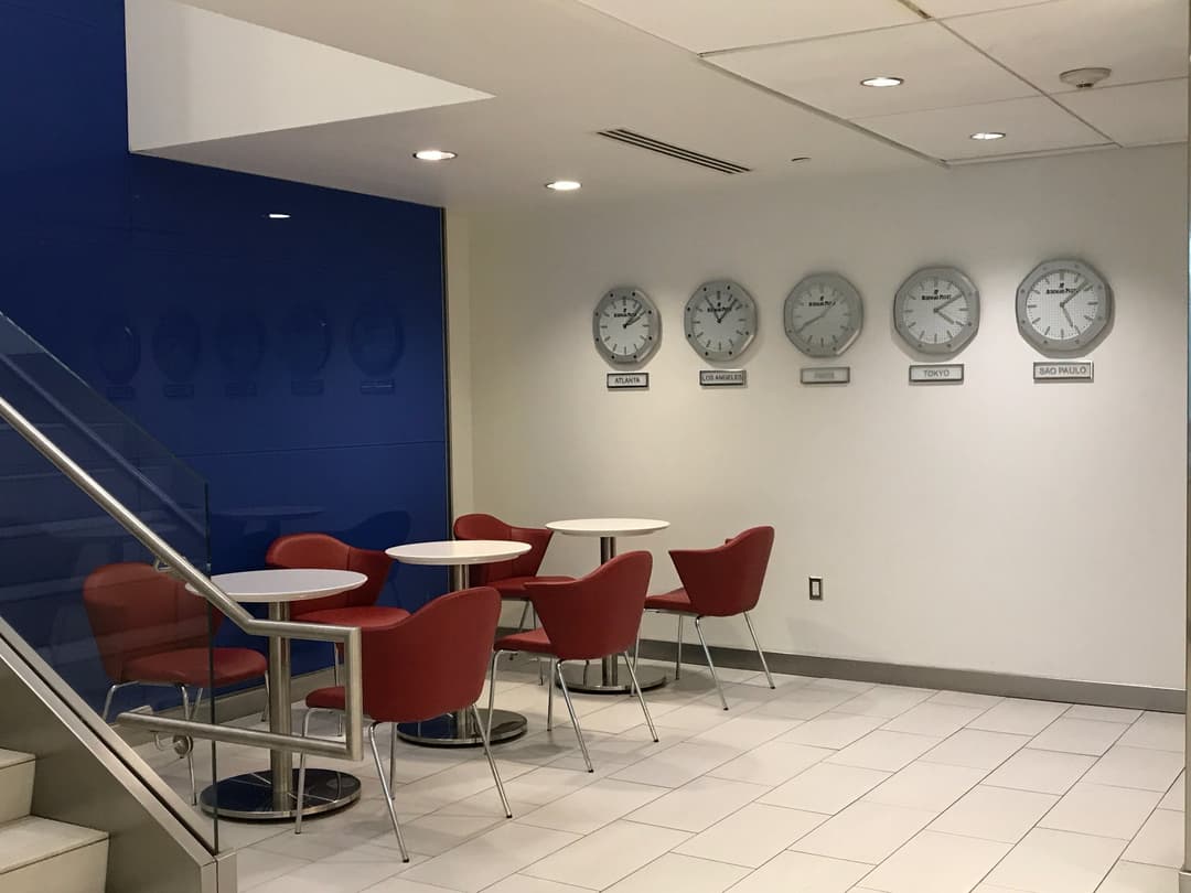 Delta Air Lines Delta Sky Club (Gate D12) view 1