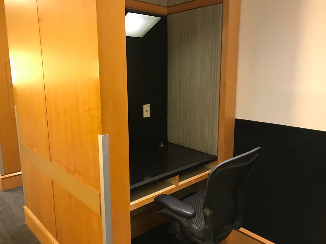 Delta Air Lines Delta Sky Club view 19