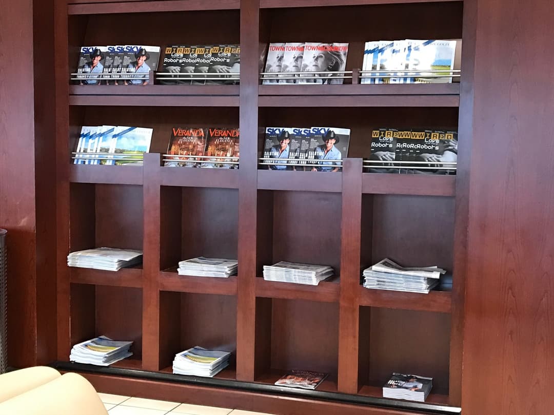 Delta Air Lines Delta Sky Club (Gate D12) view 3