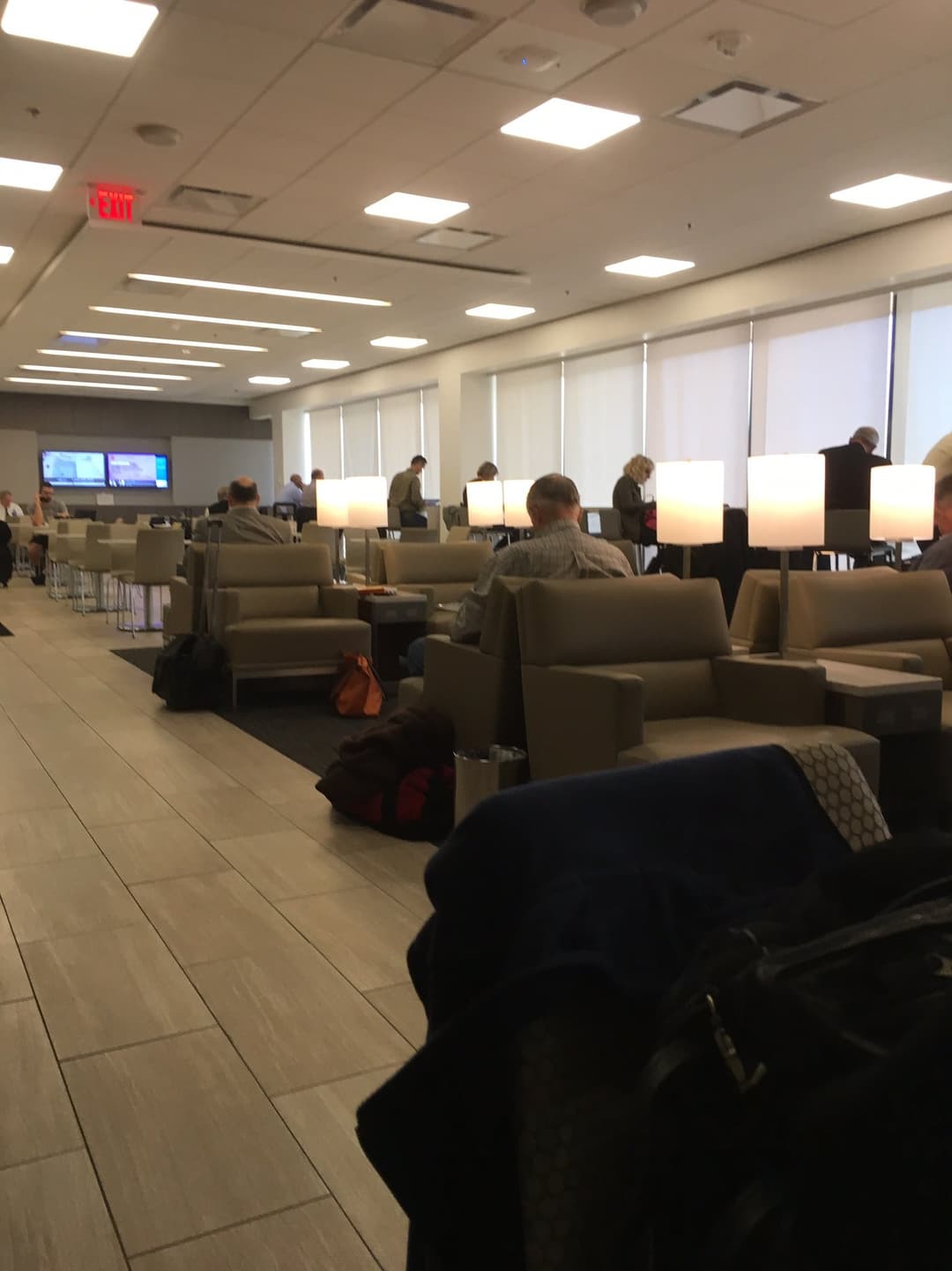 United Airlines United Club view 3