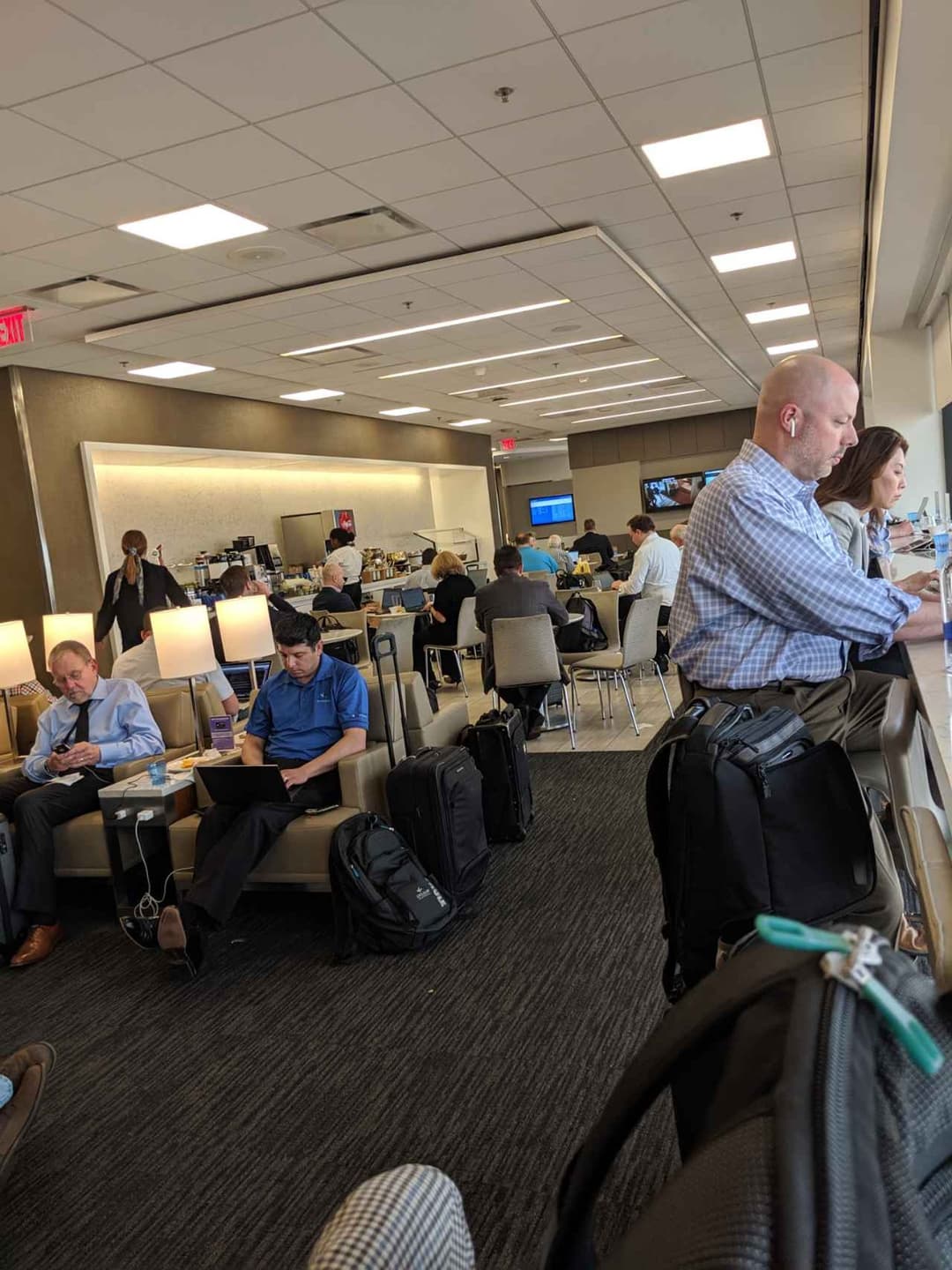 United Airlines United Club view 5