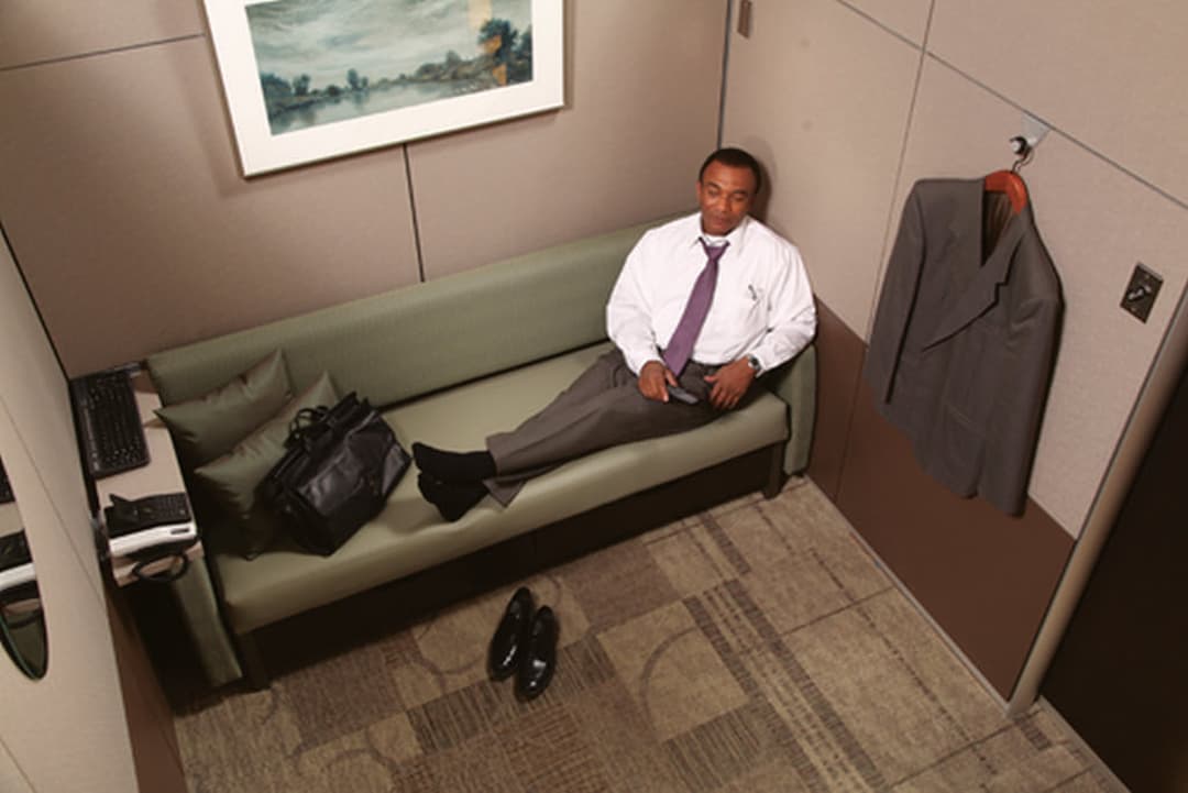 Minute Suites (Gate B15) view 7