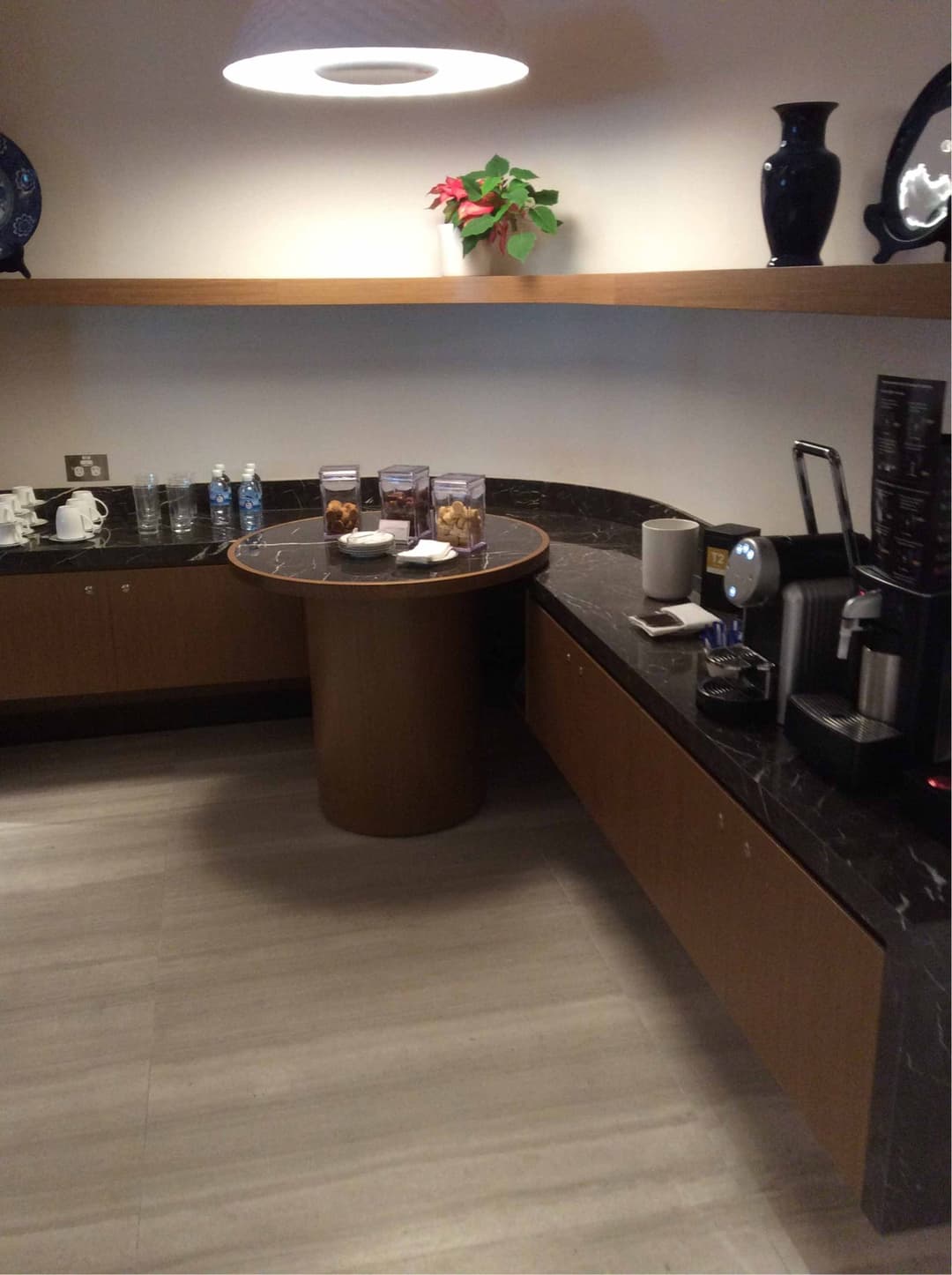 Singapore Airlines SilverKris Business Class Lounge view 9