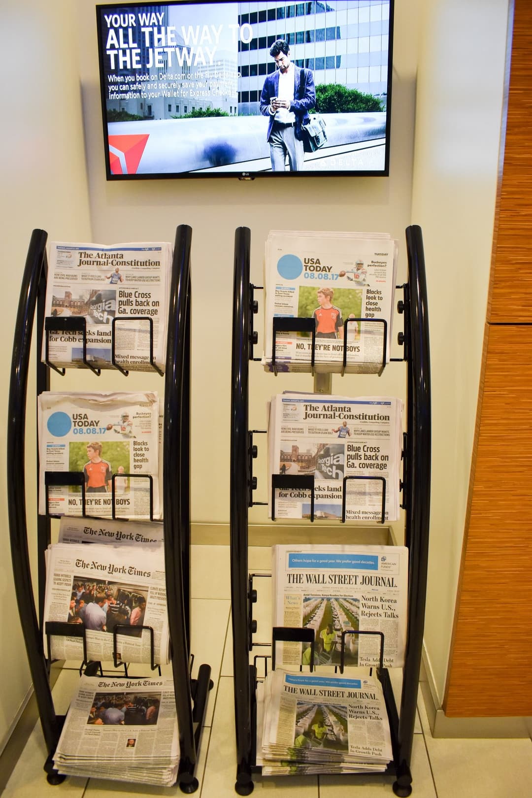 Delta Air Lines Delta Sky Club view 47