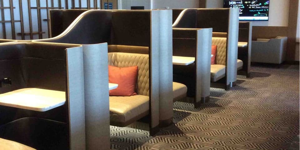 Singapore Airlines SilverKris Business Class Lounge